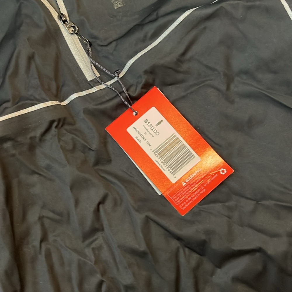 Altra Running Jacket - Picture 3 of 4